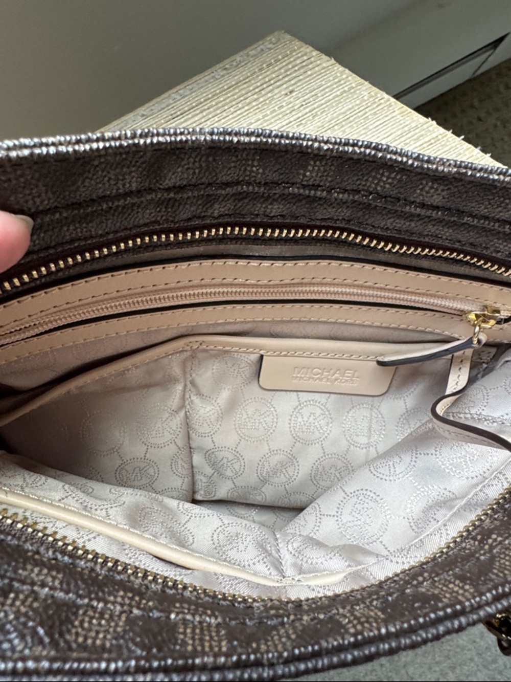 Michael Kors Jet Set Brown MK Signature Coated Canvas Crossbody Messenger Bag - Picture 8 of 11